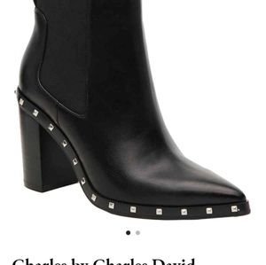 NWOT Charles by Charles David Womens Black Dodger Leather Bootie Sz 9